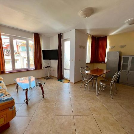 Private One-Bedroom Apartment With Balcony In Sozopol By Flat Mаnаger المظهر الخارجي الصورة